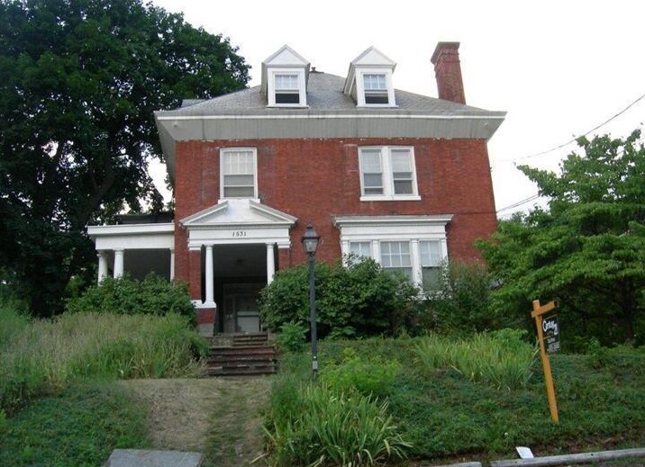 Primary Photo - 1531 Mineral Spring Rd