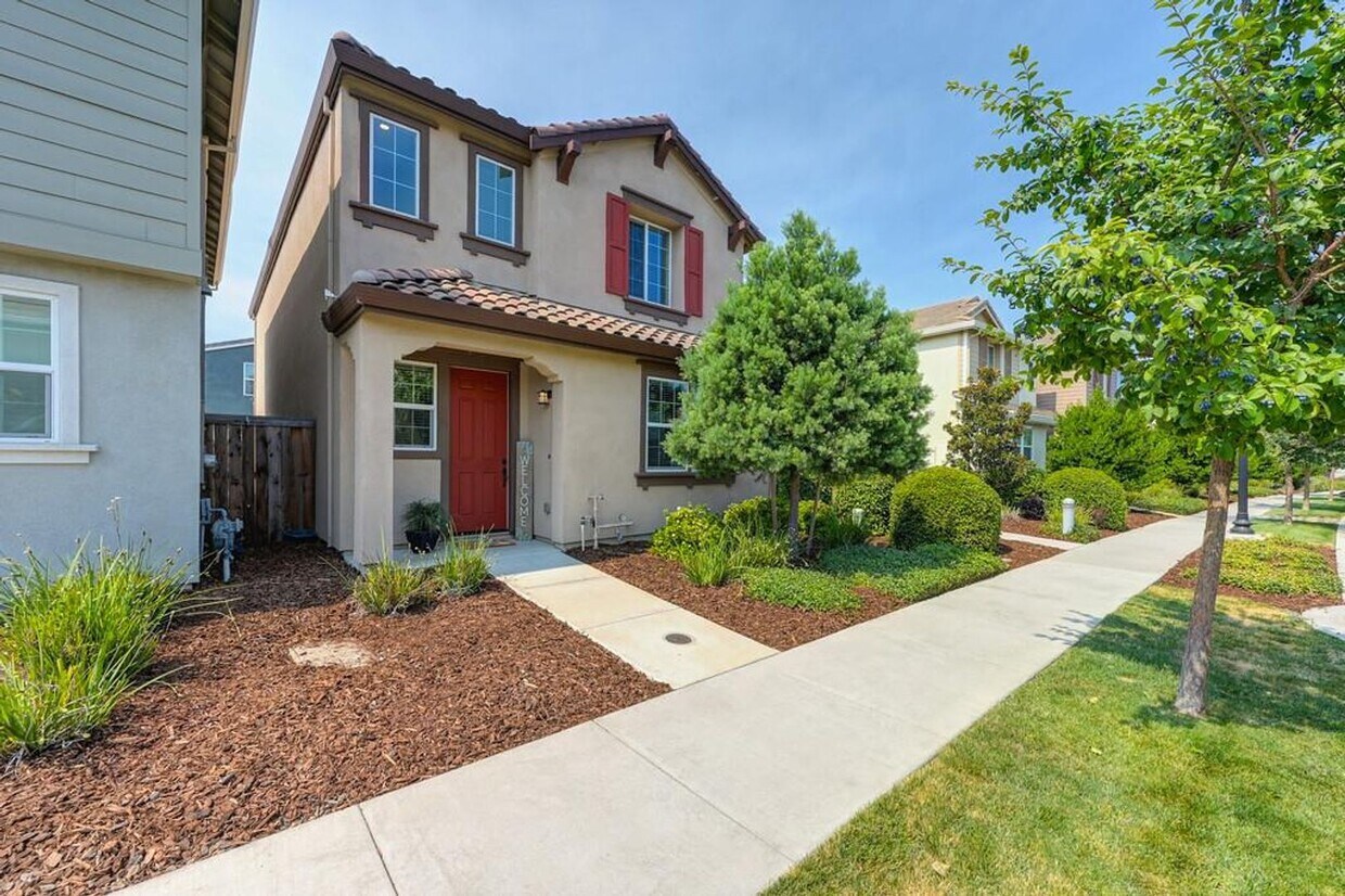 Now Leasing – 3 Bed + Loft, 2.5 Bath (2019... - Now Leasing – 3 Bed + Loft, 2.5 Bath (2019...
