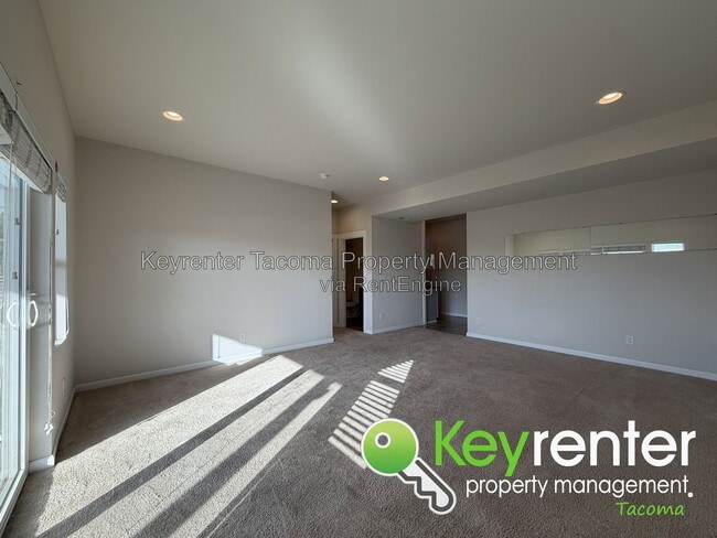Building Photo - 2688 81st Ave Ct E