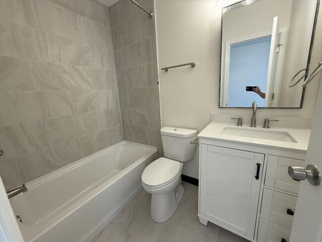 Foto del edificio - 2078 Druid Park Dr