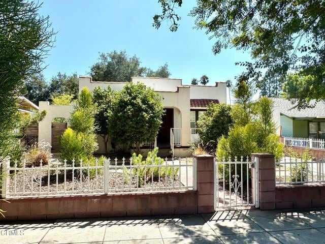 Foto principal - 2106 Yosemite Dr
