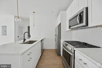 Building Photo - 1614 Ridge Ave