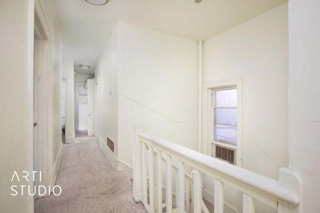 Building Photo - 5 Beds In the Heart of Salt Lake City