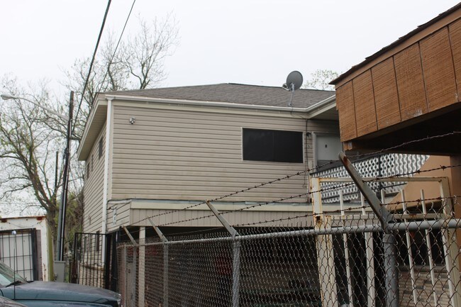 Building Photo - 7902 Rock Rose St