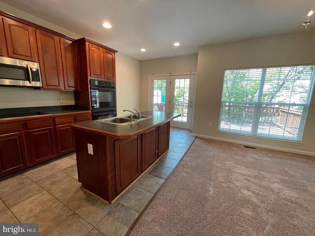Building Photo - 107 Hemlock Dr