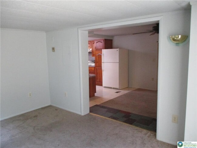 Building Photo - 713 Engler Rd