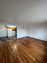 Building Photo - 311 E Fairview Ave