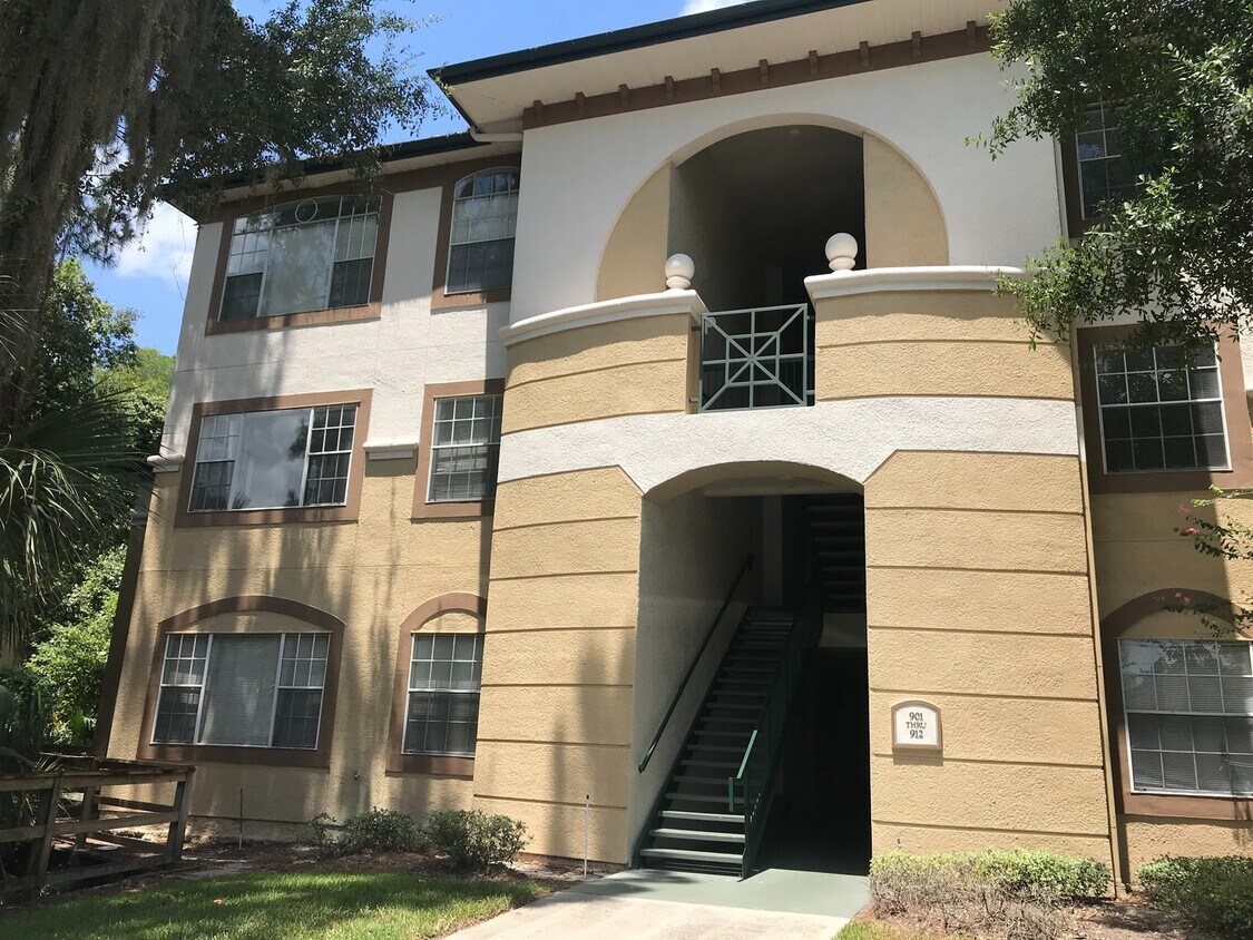 17112 Carrington Park Dr Unit 902, Tampa, FL 33647 Condo for Rent in