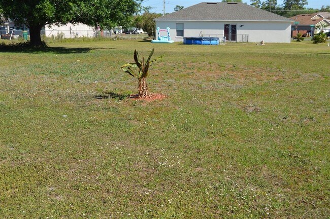 Foto del edificio - 143 Carlisle Ct