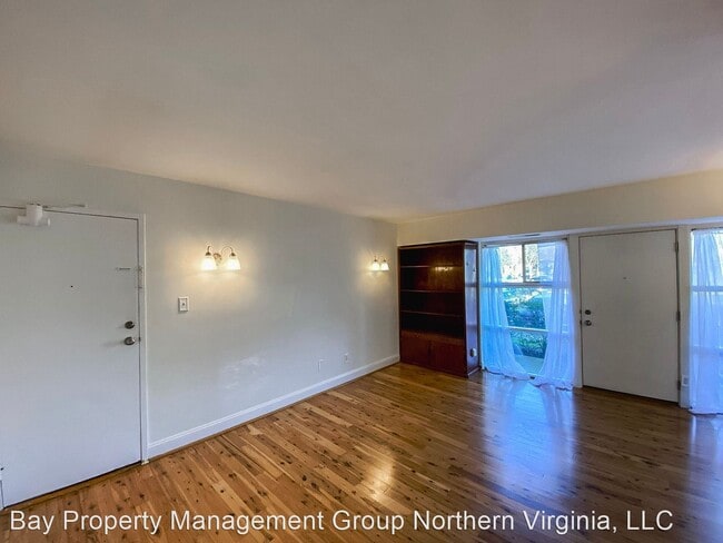 Building Photo - 2 br, 1 bath House - 4903 Americana Dr Apt...