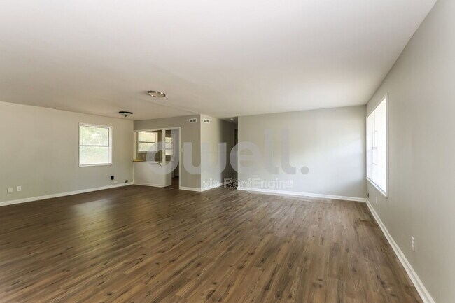 Foto del edificio - 778 Vincent Ave NE