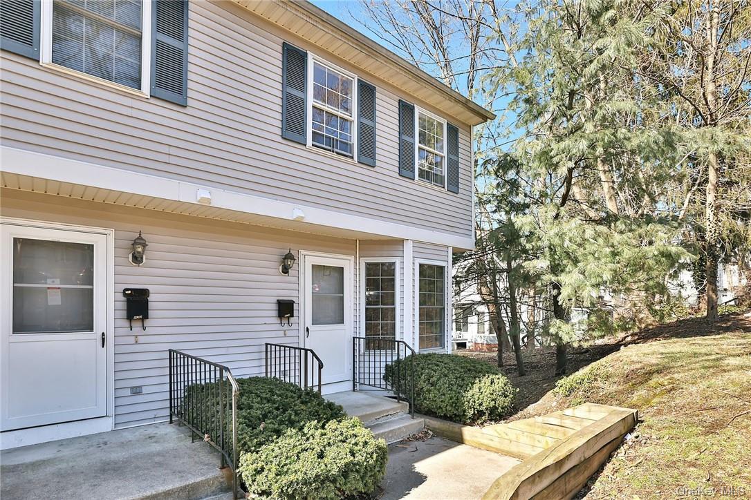 Foto principal - 41 N Moger Ave