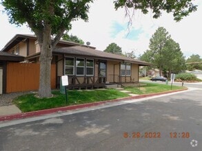 Building Photo - 3560 S Fairplay Way