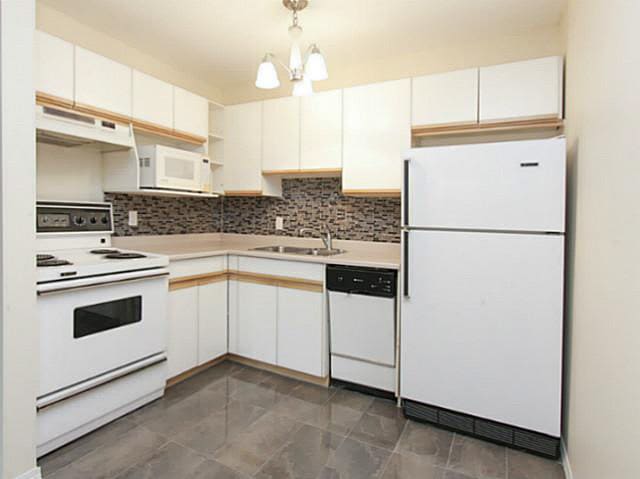 Building Photo - 45702-45702 Watson Rd