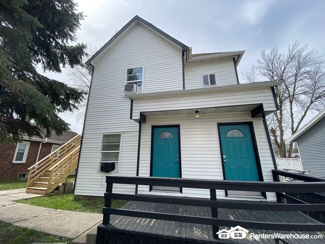 Building Photo - 3916 9th St