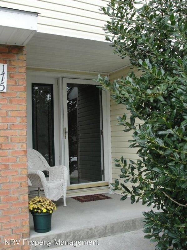 Foto del edificio - 3 br, 3 bath Apartment - 175 Justin Lane