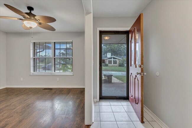 Building Photo - 4524 NW 60th St