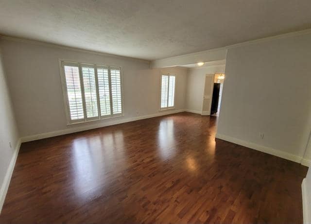 Building Photo - 7903 Meadow Park Dr