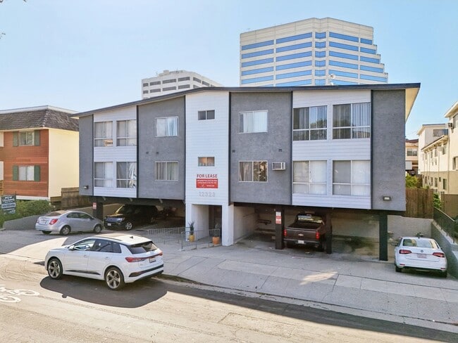 Building Photo - 12323 Texas Ave