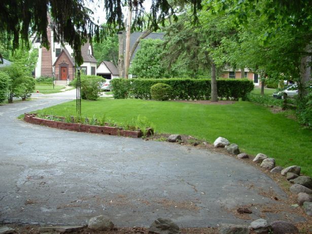 Foto del edificio - Highland Park Cozy 2 BR w/ Basement and Ga...