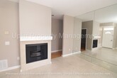 Foto principal - 2 Bed, 2 Bath Condo AVAILABLE NOW!