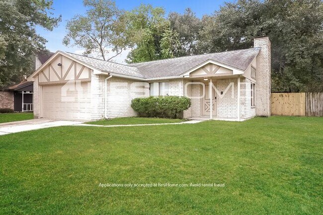 Building Photo - "LIMITED TIME OFFER: Get 1 month FREE RENT...