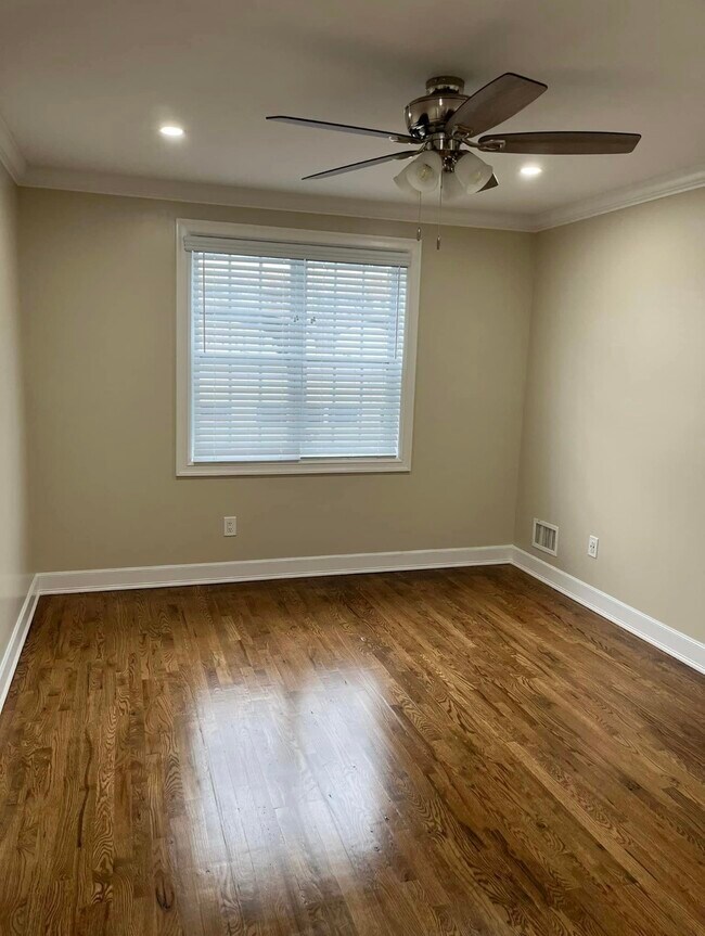 Bedroom #2 - 10206 Rockaway Beach Blvd