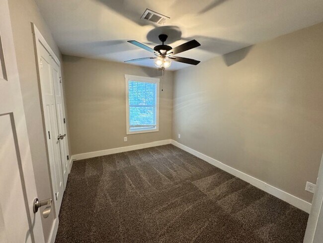 Foto del edificio - 515 Boulevard