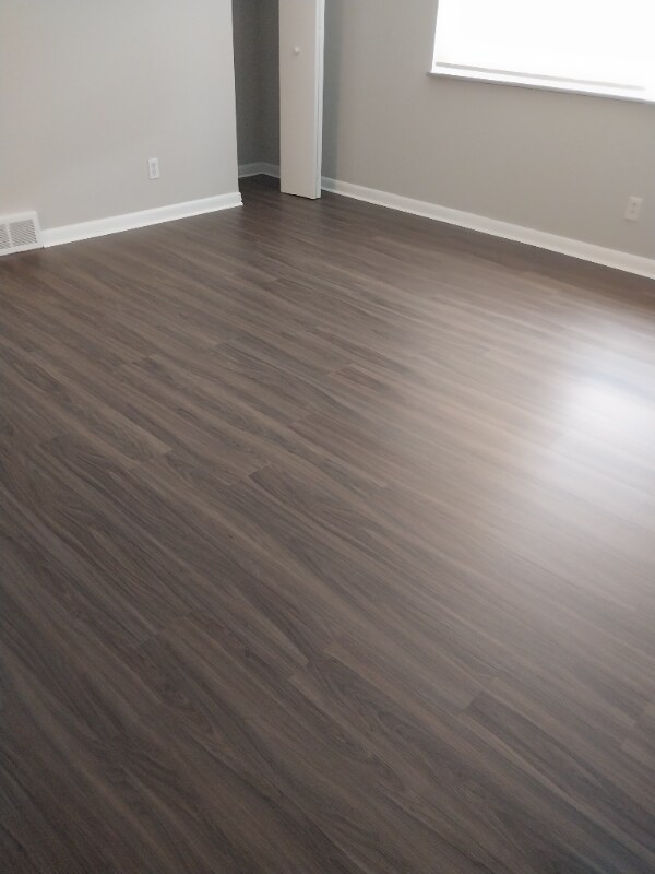 Foto del edificio - 4801 Madison Rd