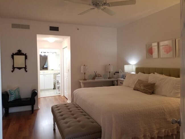 Foto del edificio - 804 E Windward Way