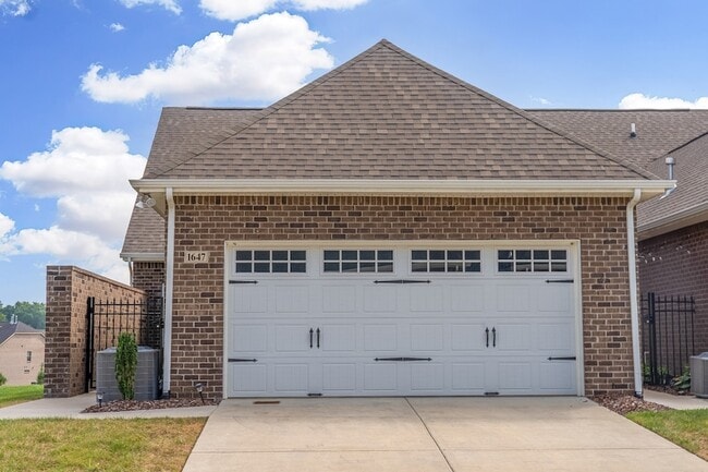 Building Photo - 1647 Foston Ln