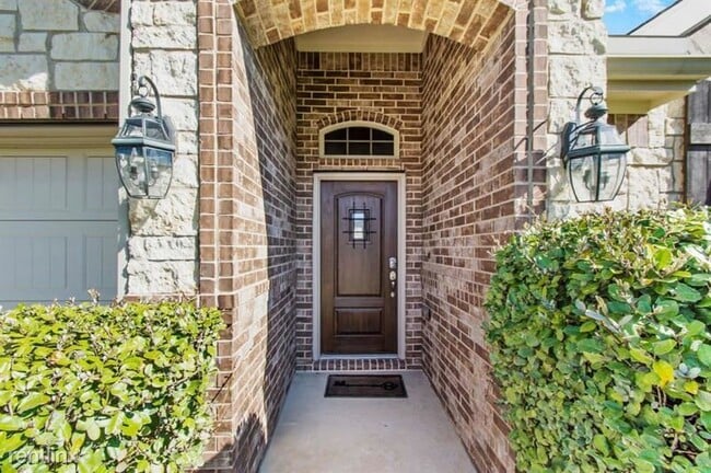 Building Photo - 4 br, 2 bath House - 8831 River Dale Canyo...