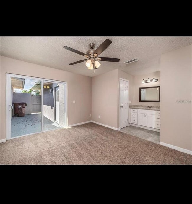 Building Photo - 5409 Serene Ln