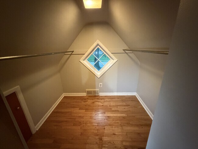 Foto del edificio - 380 E 260th St