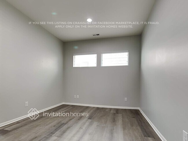 Building Photo - 3010 Eagle Loop NE