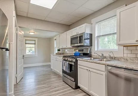 Foto del edificio - 5144 Greenwood St