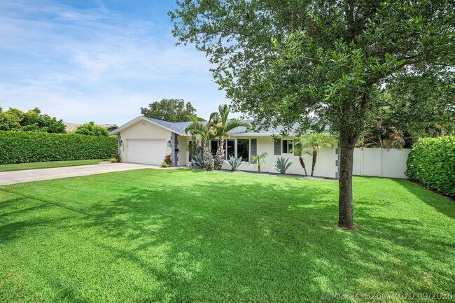 Building Photo - 1029 W Palmetto Park Rd