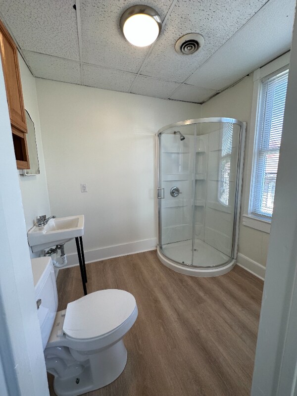 253 N Augusta Ave Unit 3, Waynesboro, VA 22980 Room for Rent in