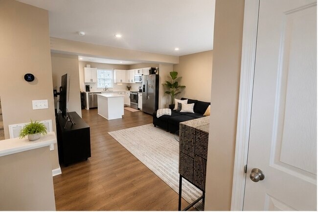 Foto del edificio - 2757 Thornton Grove Blvd