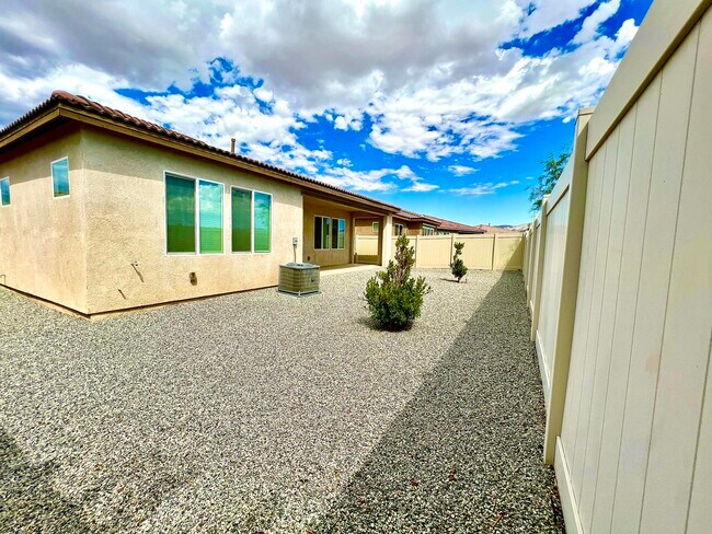 Building Photo - 11544 W Starcross Dr
