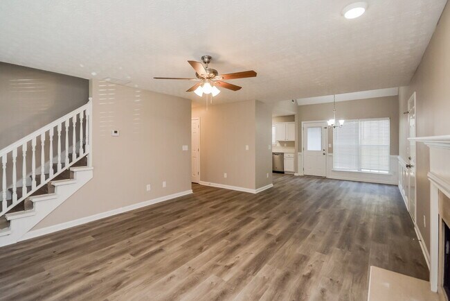 Building Photo - 9295 Tara Dr SW
