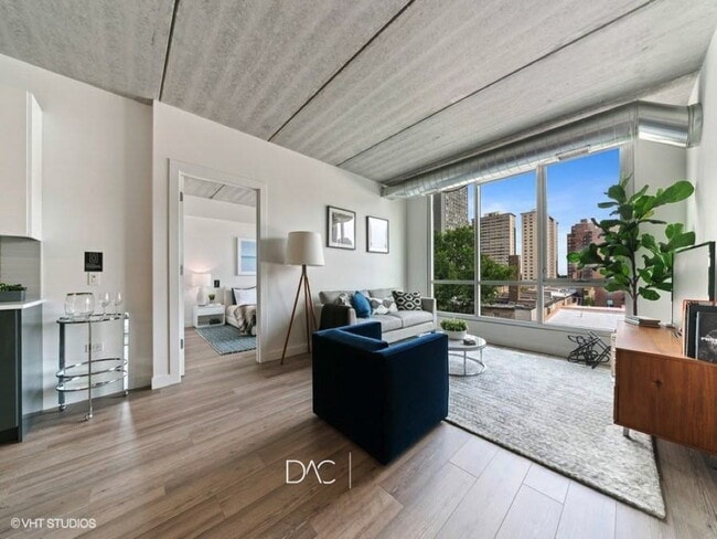 Foto del edificio - 3636 N Halsted St