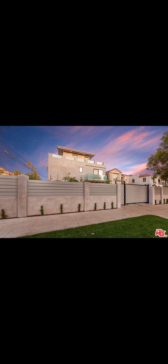 Foto del edificio - 1600 S Holt Ave
