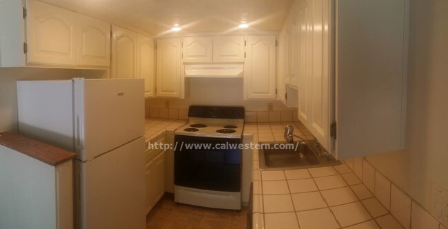 Building Photo - 278 Monroe Dr