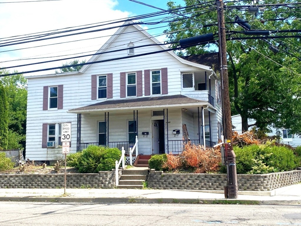 Primary Photo - 1140 Vestal Ave