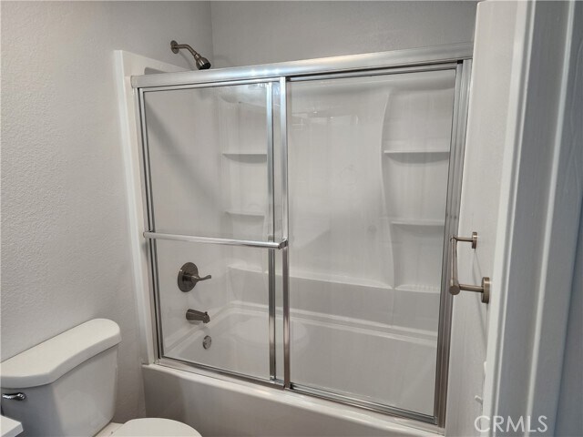 Building Photo - 5640 Riverside Dr