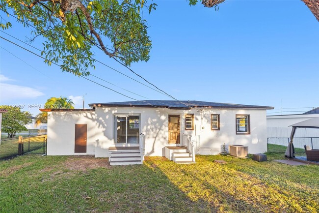 Foto del edificio - 14760 Fillmore St