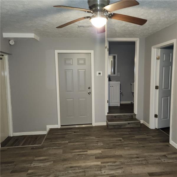 263 Prigg Rd Unit 8, Washington, PA 15301 Room for Rent in Washington