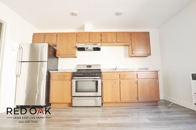 Foto del edificio - 6021 Carlton Way