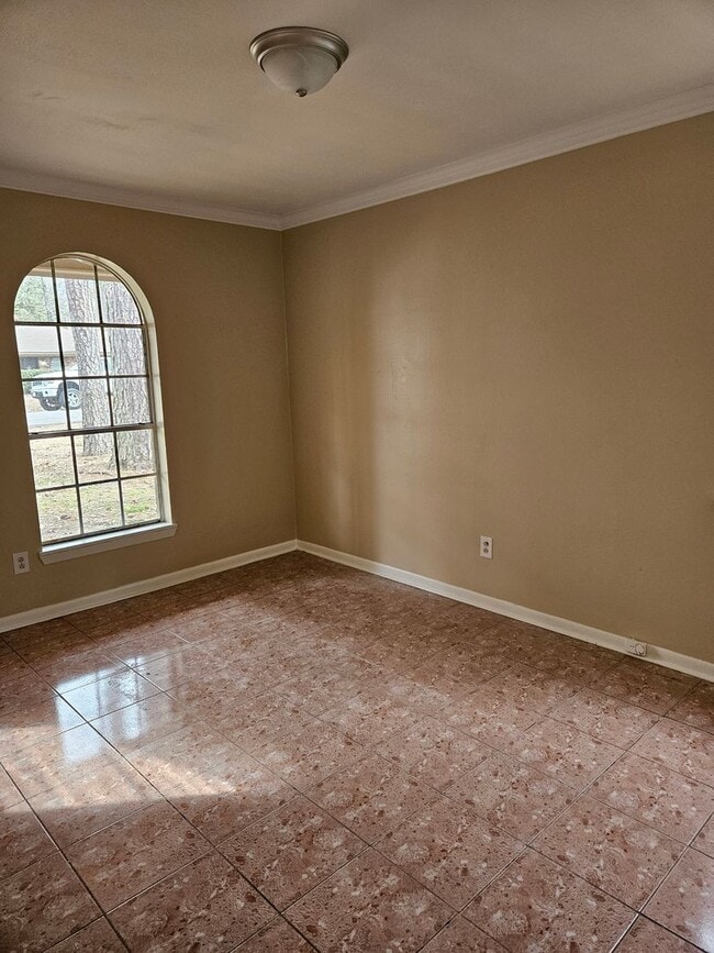 Building Photo - 780 Randy Ln